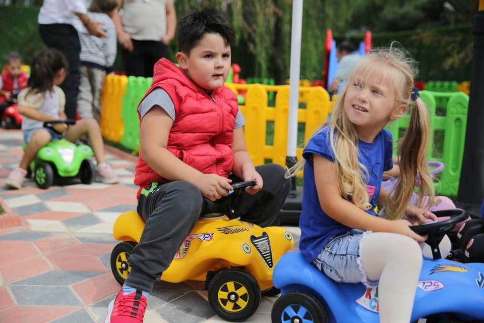 Jeździk dla dzieci King Car Niebieski, od 12 lat