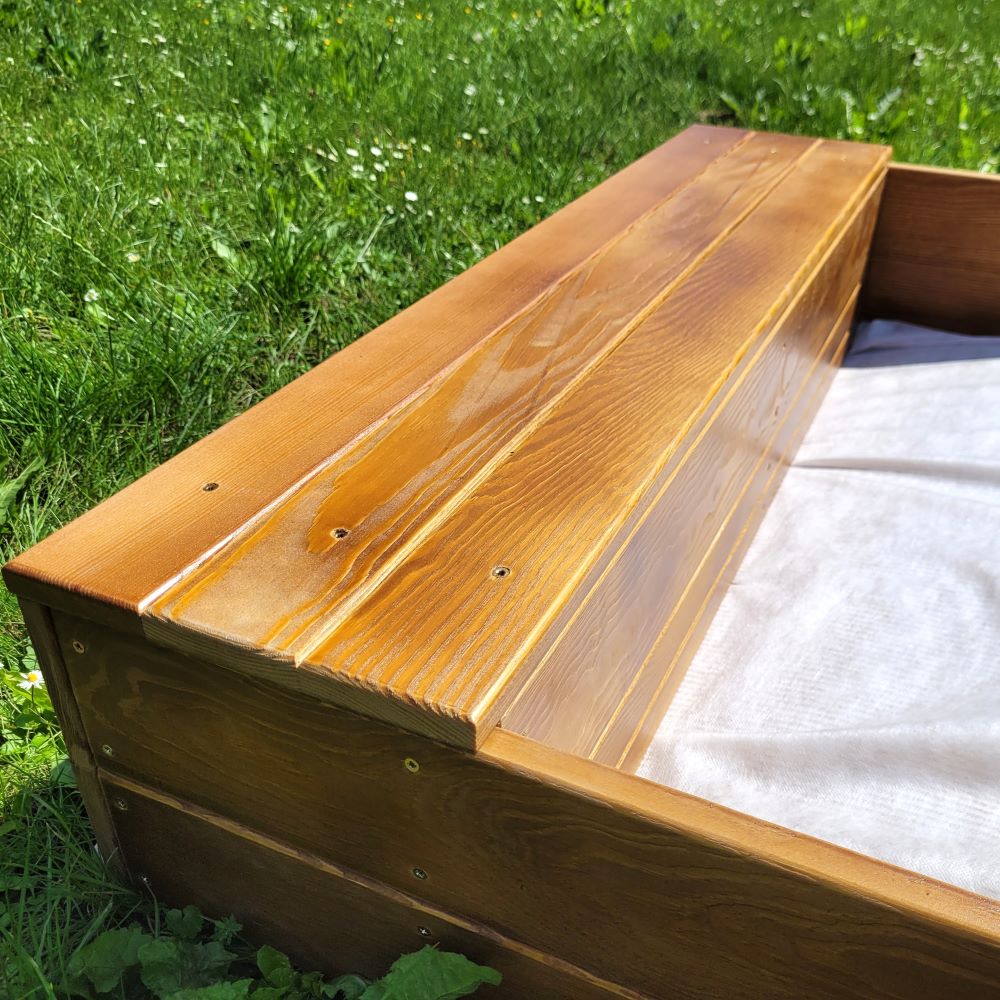 Piaskownica dla dzieci ze schowkiem Brązowa