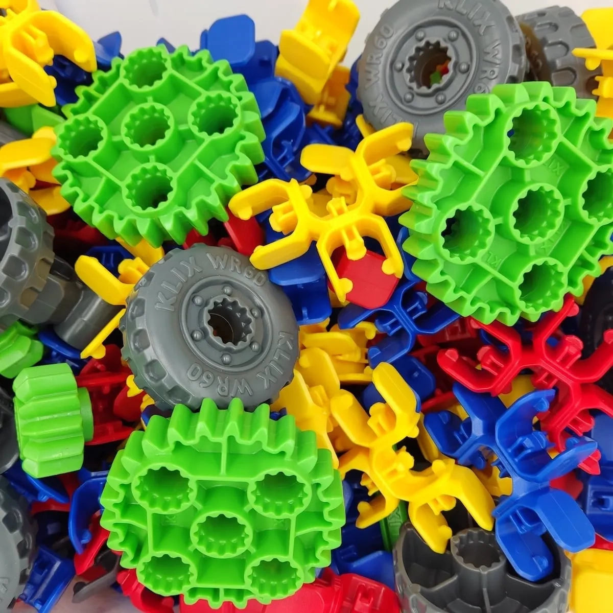 Klocki Konstrukcyjne Klix Cubes Gears 310 el., od 5 lat