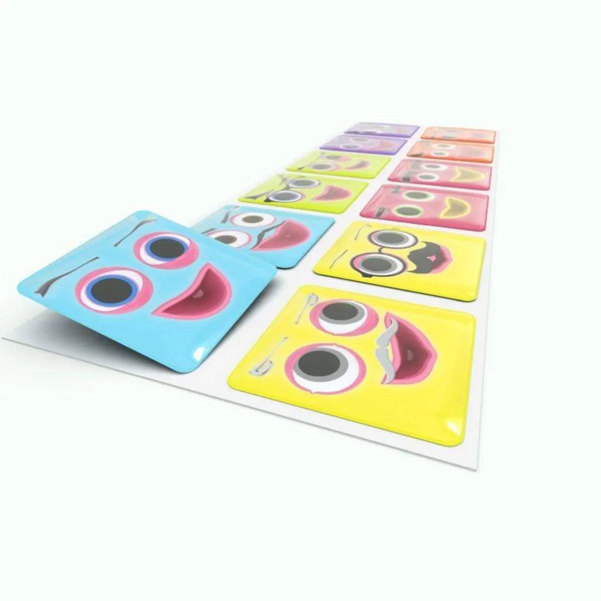 Klocki Emoti Happy 12 figurek z naklejkami emocji, od 3 lat