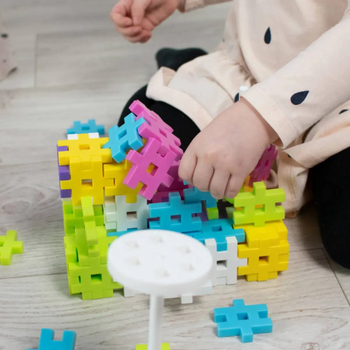 Klocki konstrukcyjne Maxi Constructor Pink 220 el., od 2 lat
