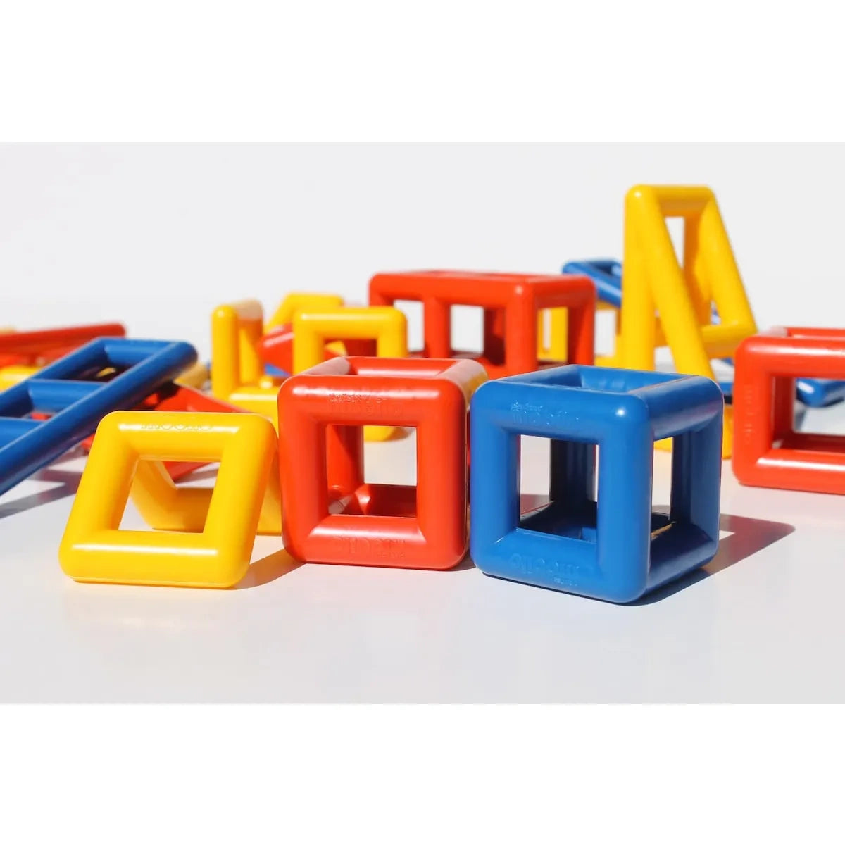 Zestaw uzupełniający klocki Geometric Pack 28 el., od 4 lat