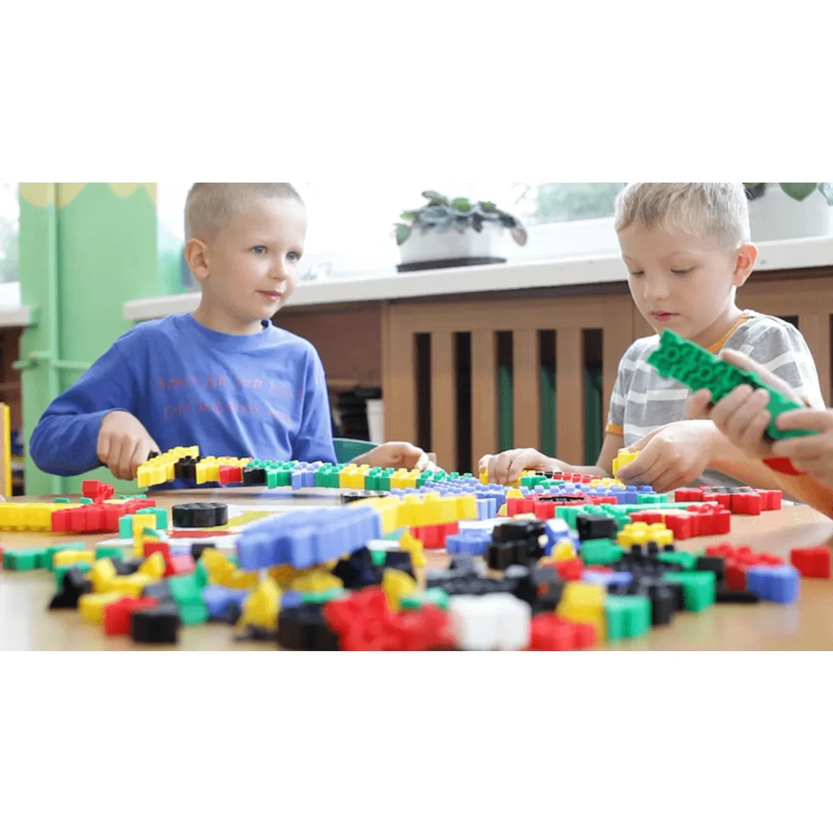 Klocki konstrukcyjne Junior 1000 el., od 4 lat