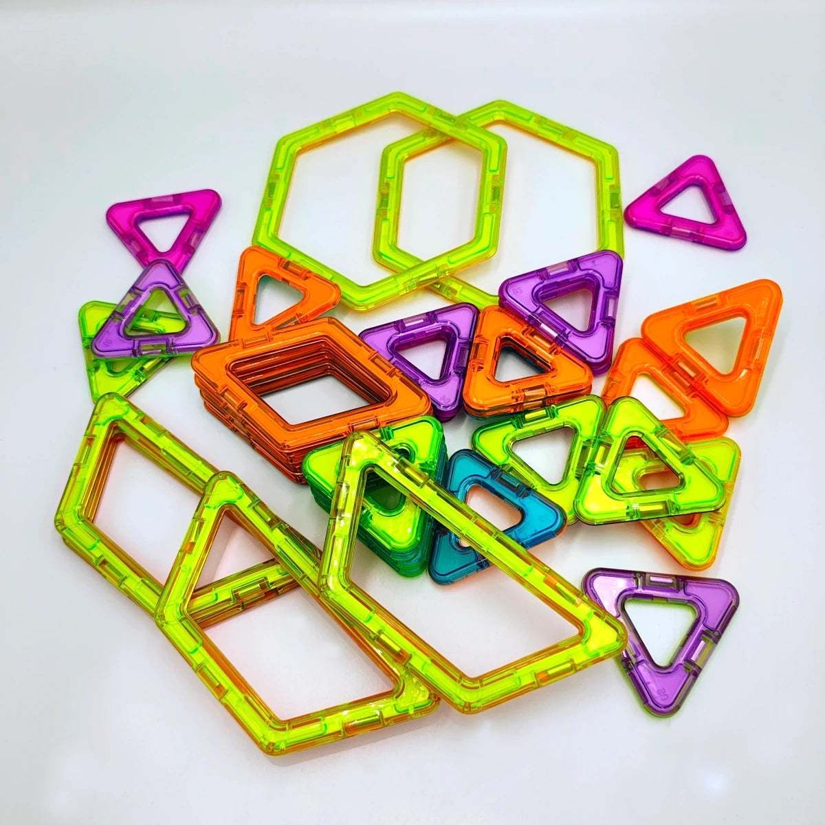 Klocki magnetyczne Magical Magnet 168 el., od 4 lat