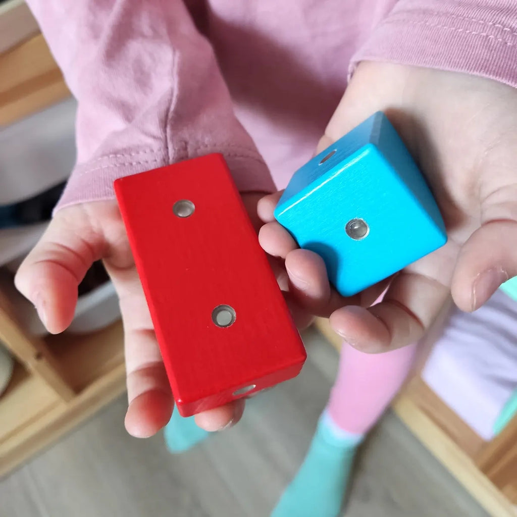 Klocki magnetyczne drewniane 120 el. z 456 magnesami, od 3 lat