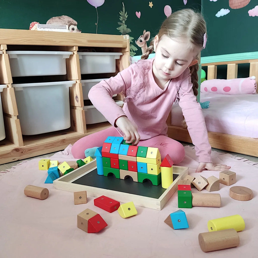 Klocki magnetyczne drewniane 120 el. z tacką, od 3 lat