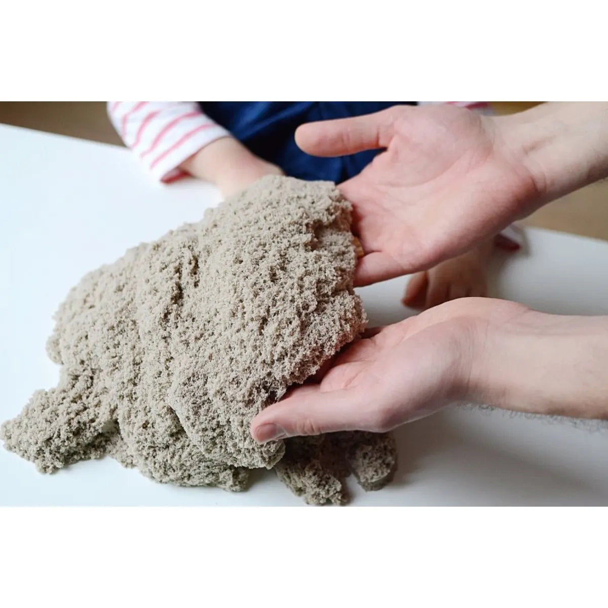 Piasek kinetyczny NaturSand 1 kg sensoryczny, od 3 lat