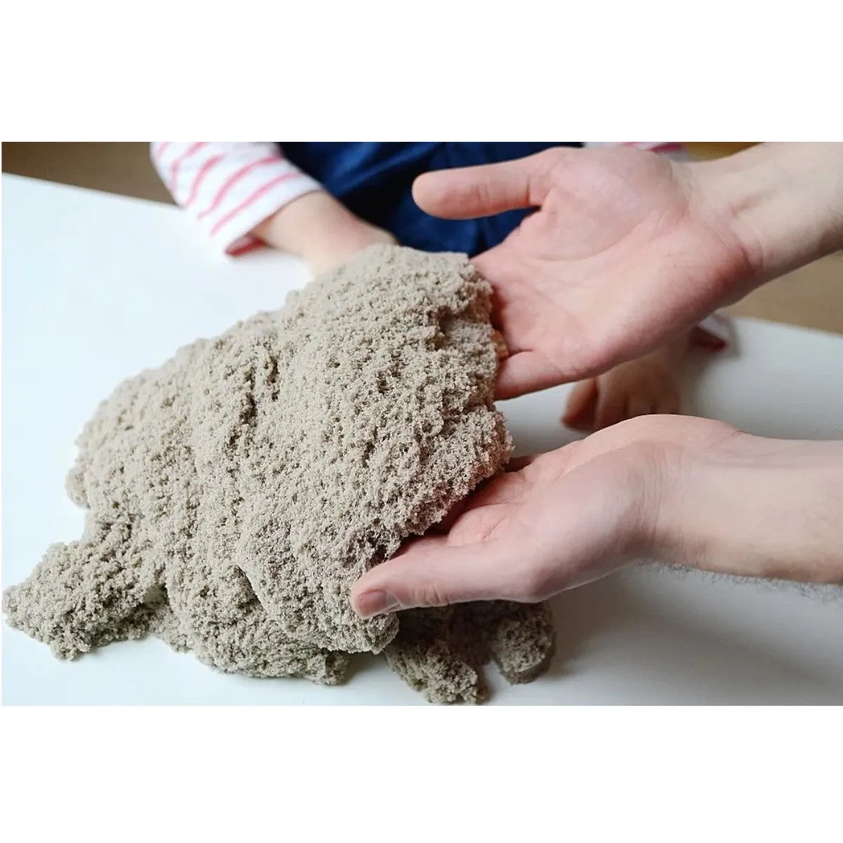 Piasek kinetyczny NaturSand 5 kg z piaskownicą, od 3 lat