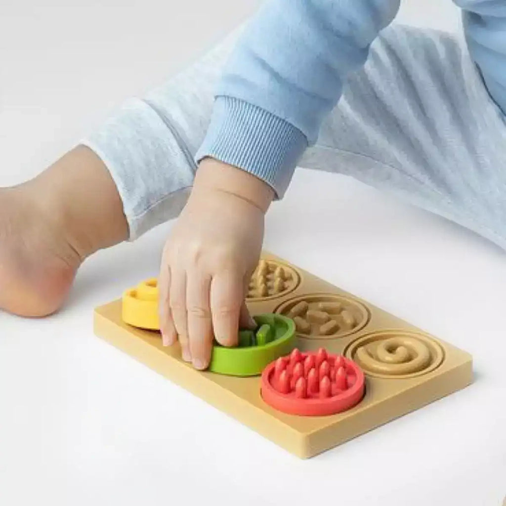 Puzzle sensoryczne kółeczka dla niemowląt, od 6 mies.