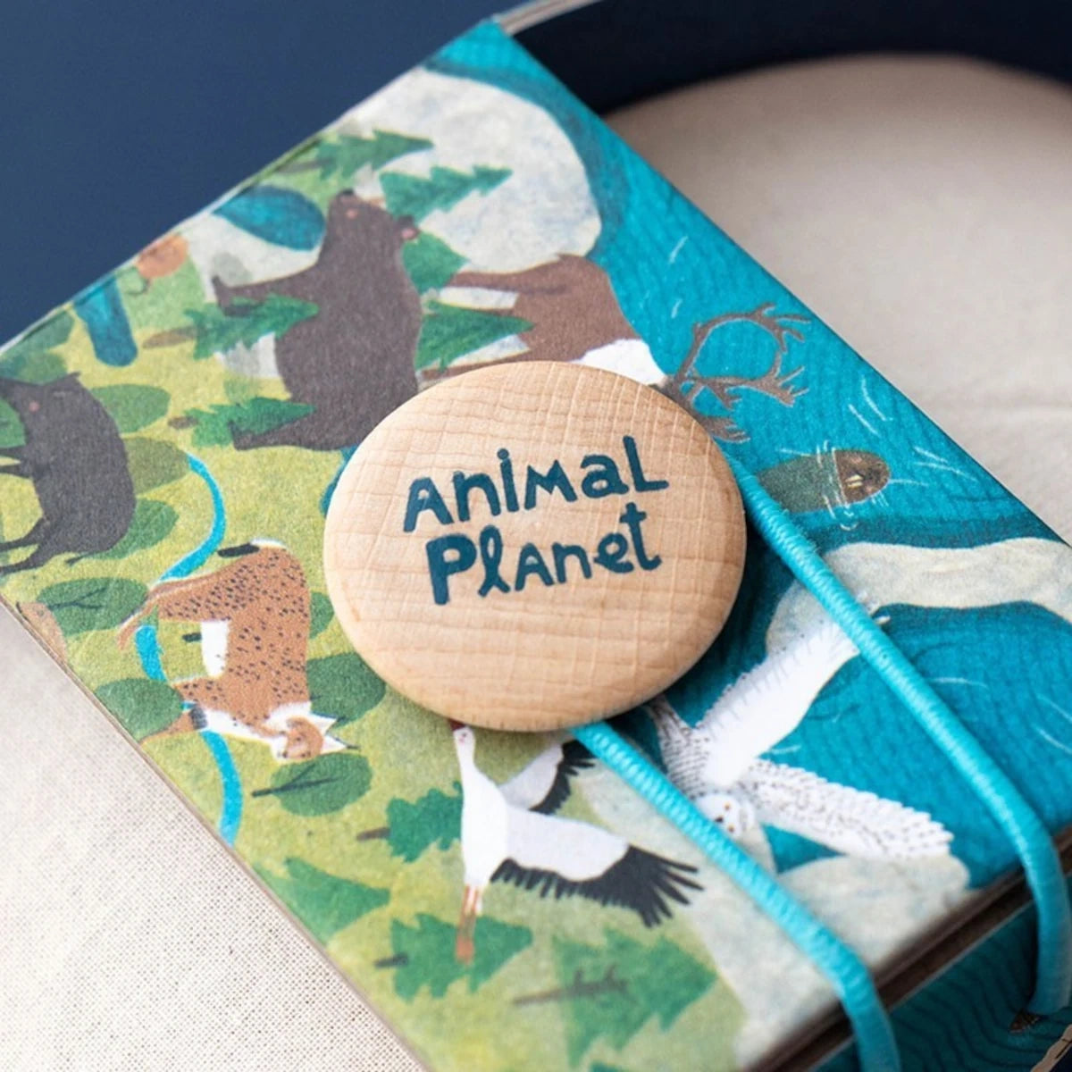 Puzzle tekturowe Animal Planet 70 el. z grą Londji, od 5 lat