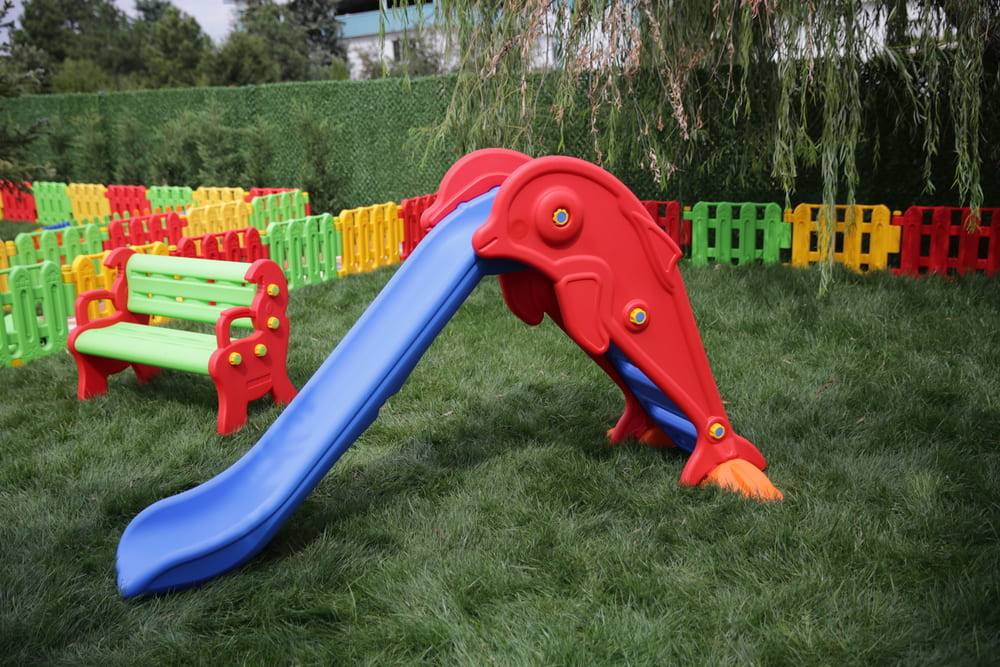 Zjeżdżalnia ogrodowa dla dzieci Delfin